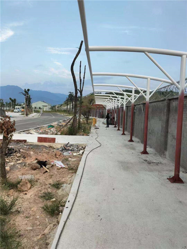 懷化萬鑫膜結(jié)構(gòu)工程有限公司,大型膜結(jié)構(gòu)設(shè)計,結(jié)構(gòu)設(shè)計,裁剪設(shè)計,膜材的加工制作